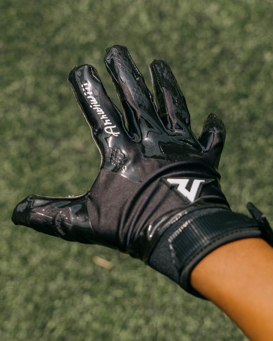 YOUTH BLACK AHHWIWIII GLOVES